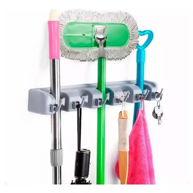 Porta escobas con coladores